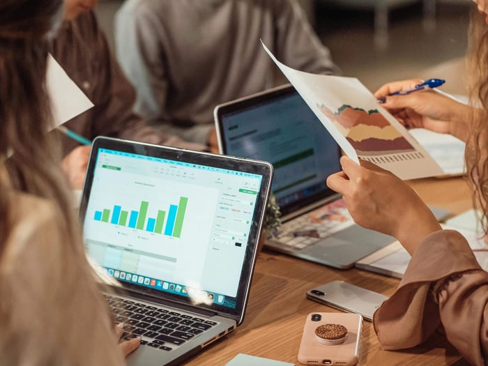 content strategist analyzing AI model responses to identify source patterns and citation opportunities
